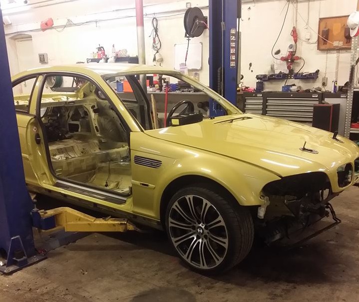 Den nye BMW M3 E46 er under opbygning hjemme på værkstedet
(Foto: BM Racing)